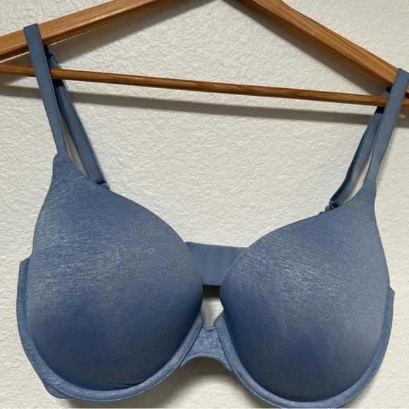 Blue Victoria’s Secret Padded Perfect Coverage Bra Underwire - Picture 1 of 10